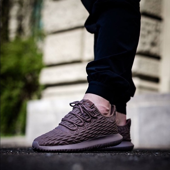 tubular shadow quilted
